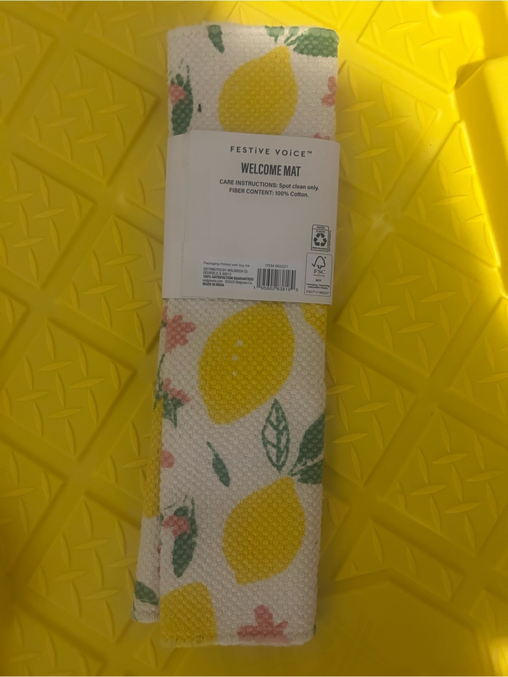 Lemon & Floral Print Rug - Picture 4 of 7